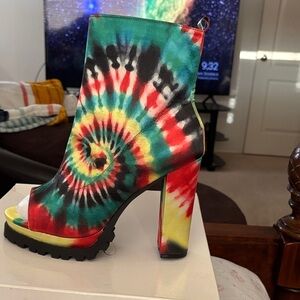 Colorful Tie-Dye Women's Ankle Boots